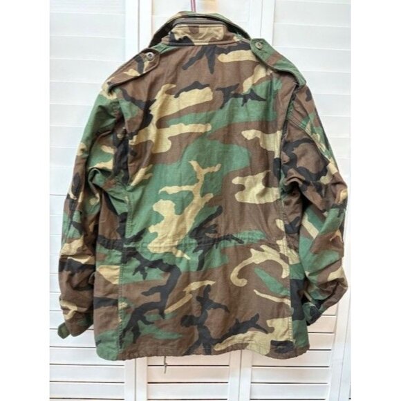 Vintage US Army Cold Weather Field Coat Medium Short Camouflage - Picture 2 of 3